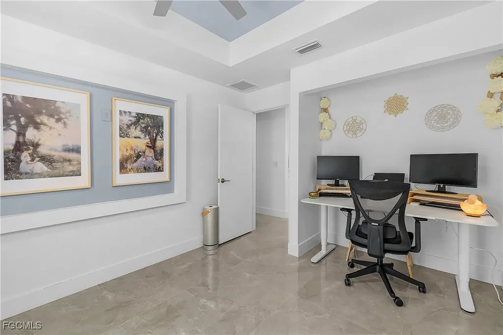 1922 NE 17th Place Cape Coral FL 33909