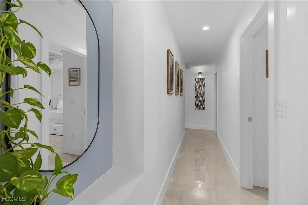 1922 NE 17th Place Cape Coral FL 33909