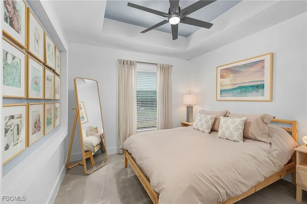 1922 NE 17th Place Cape Coral FL 33909