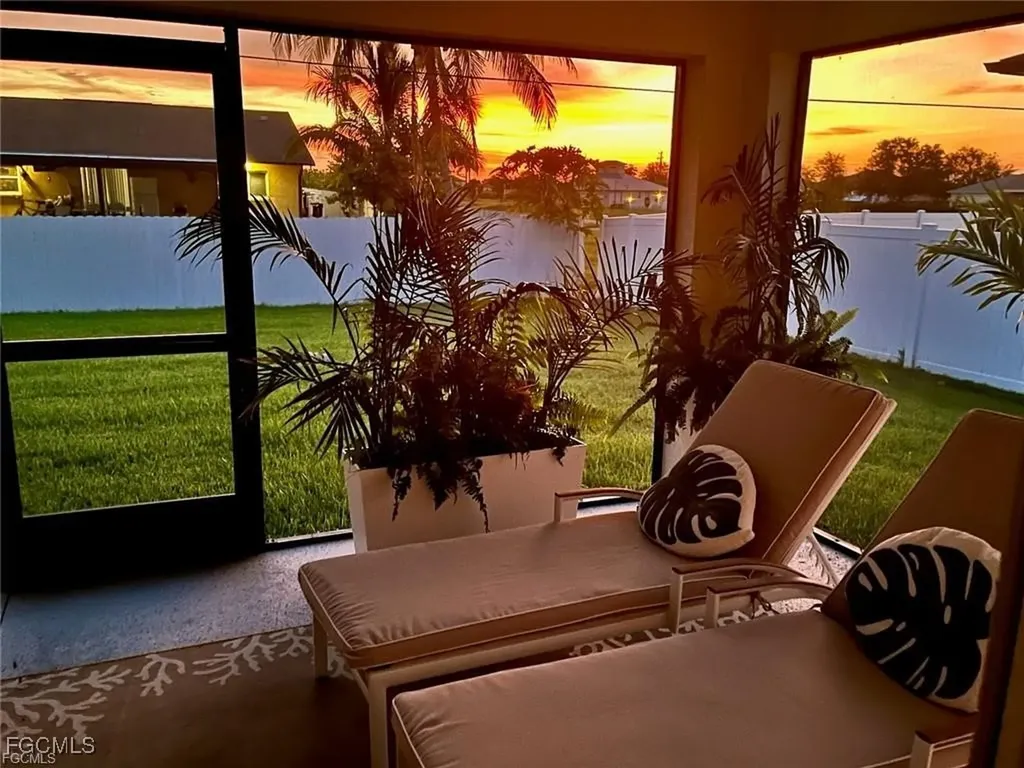 1922 NE 17th Place Cape Coral FL 33909