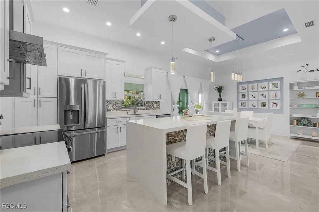 1922 NE 17th Place Cape Coral FL 33909