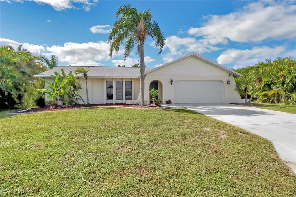 4800 SW 12th Place Cape Coral FL 33914