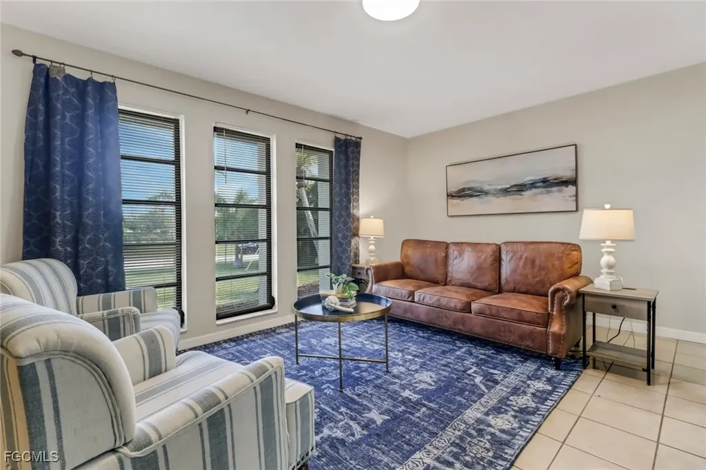 4800 SW 12th Place Cape Coral FL 33914