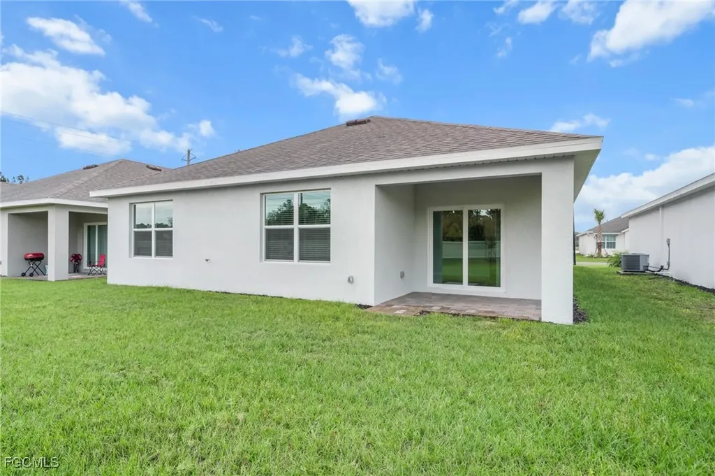 2965 Ernest Way Fort Myers FL 33905