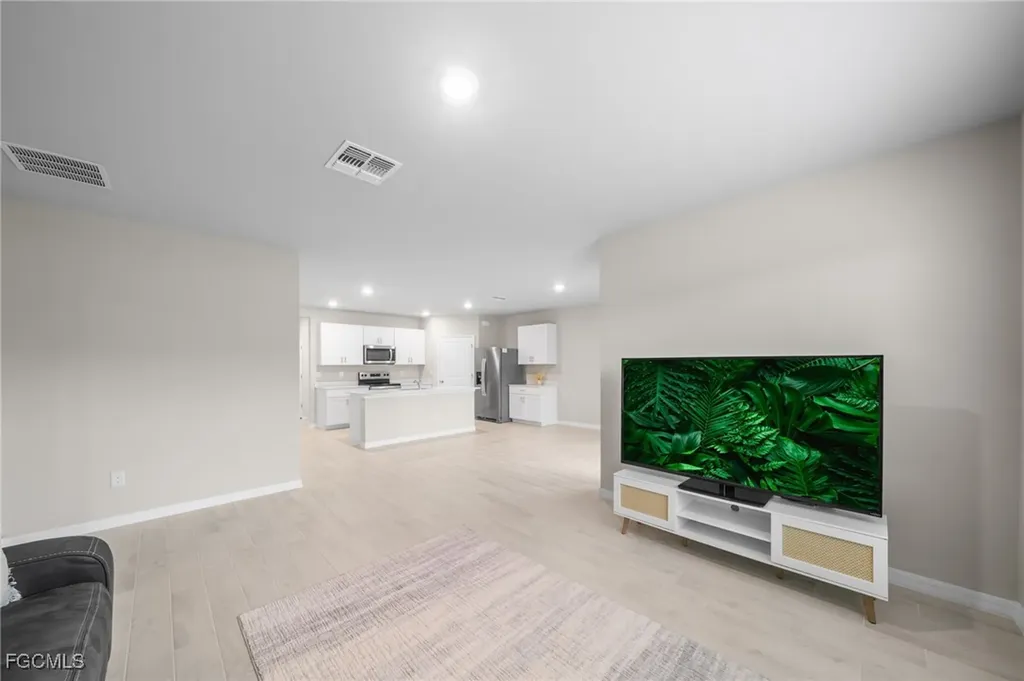 2965 Ernest Way Fort Myers FL 33905