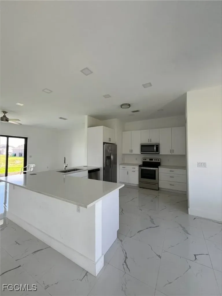 2716 NW 22nd Street Cape Coral FL 33993