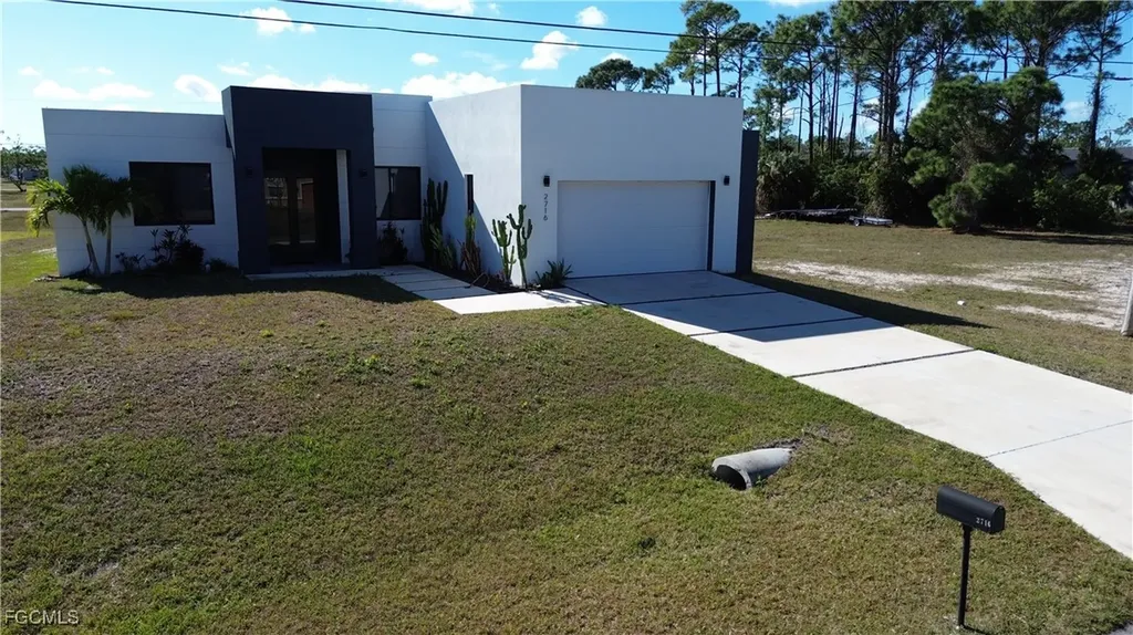 2716 NW 22nd Street Cape Coral FL 33993