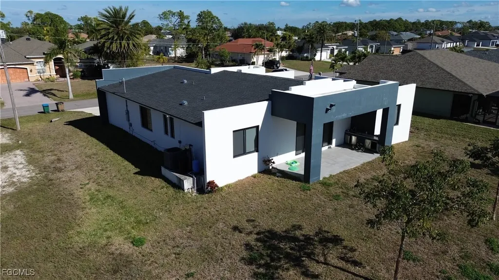 2716 NW 22nd Street Cape Coral FL 33993