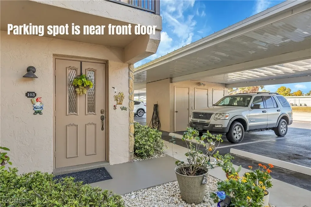 1304 Miramar Street Cape Coral FL 33904