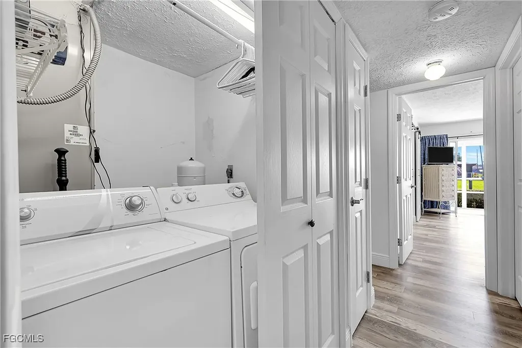 1304 Miramar Street Cape Coral FL 33904