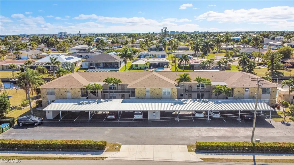 1304 Miramar Street Cape Coral FL 33904