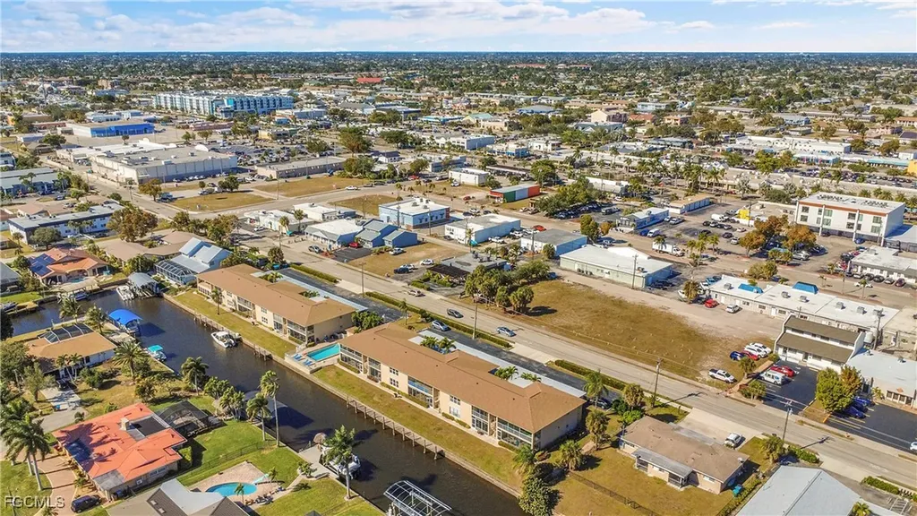 1304 Miramar Street Cape Coral FL 33904