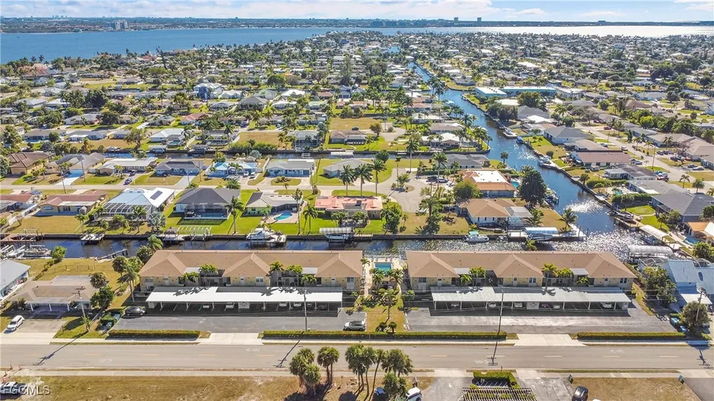 1304 Miramar Street Cape Coral FL 33904