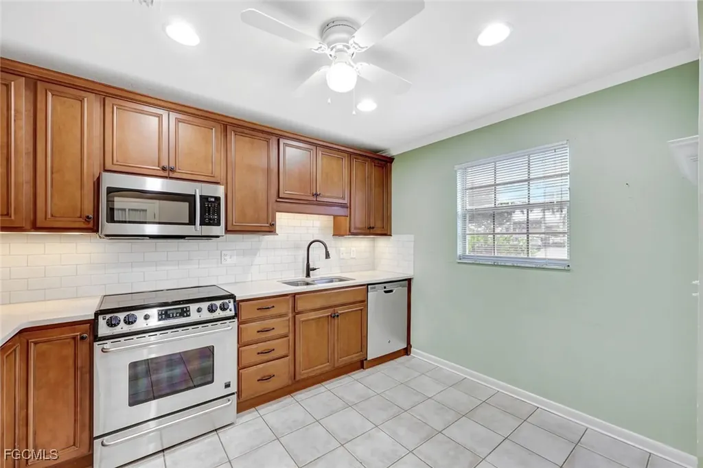 6760 Winkler Road Fort Myers FL 33919