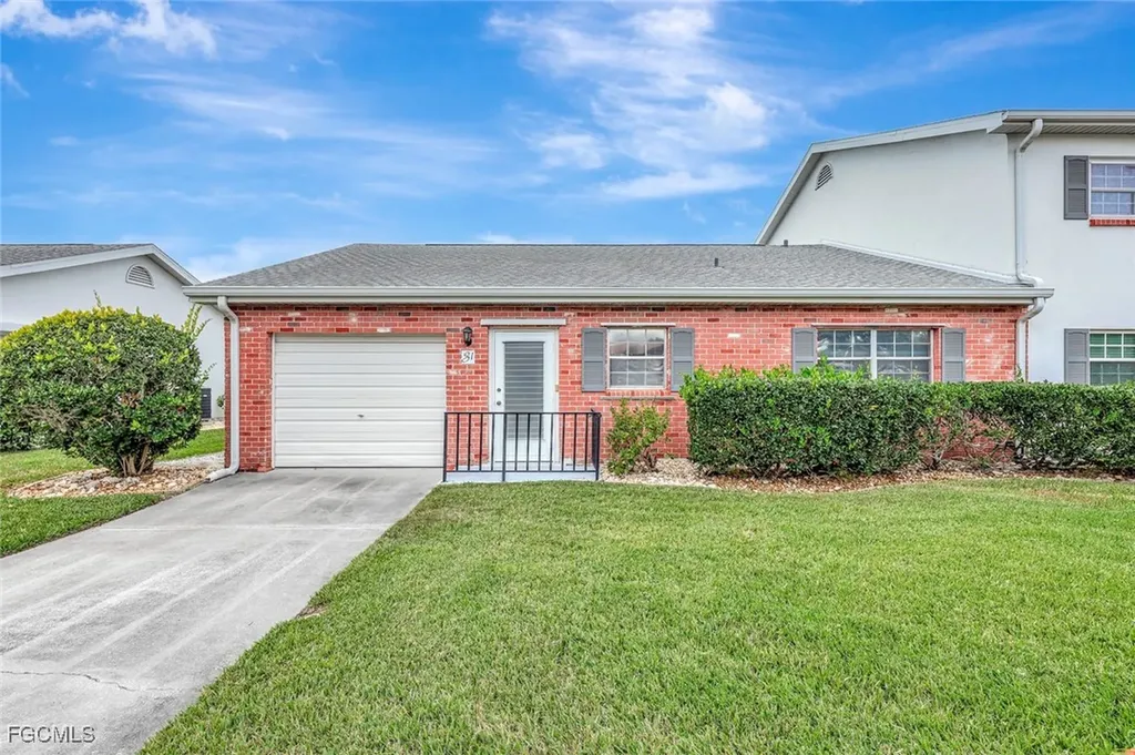 6760 Winkler Road Fort Myers FL 33919