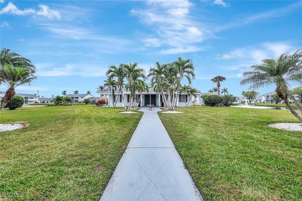 6760 Winkler Road Fort Myers FL 33919