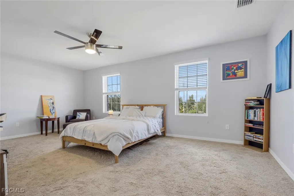 836 SW 28th Terrace Cape Coral FL 33914