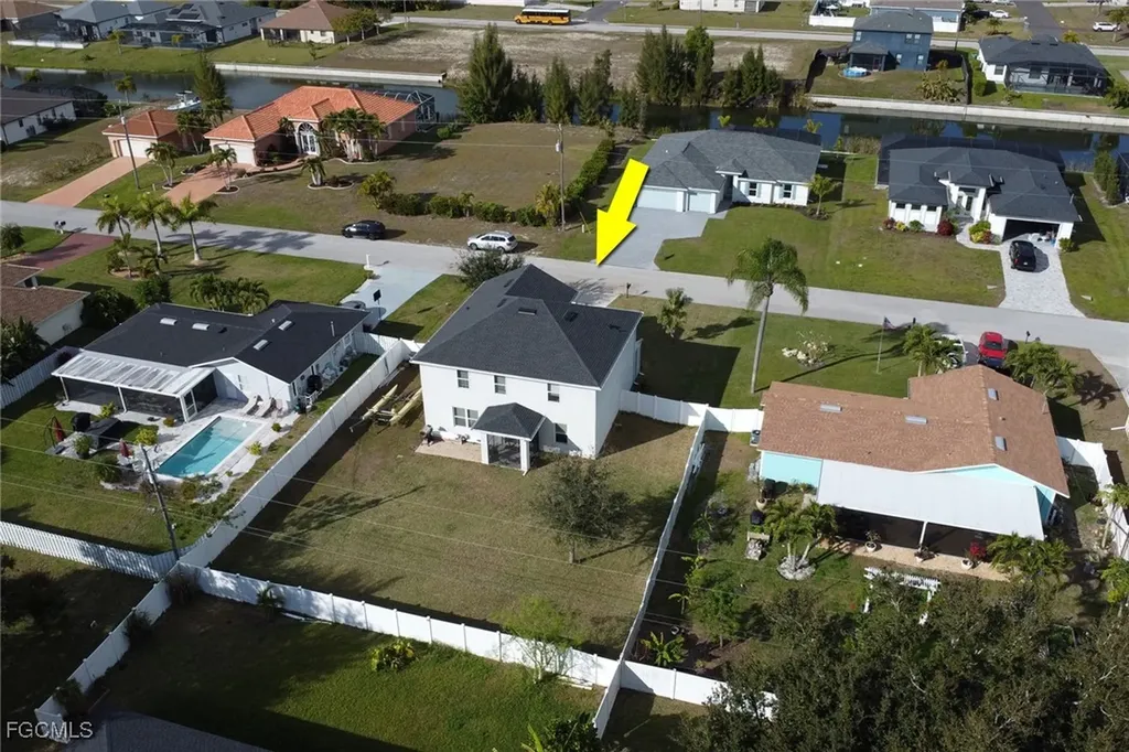 836 SW 28th Terrace Cape Coral FL 33914