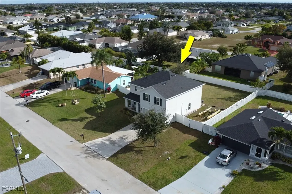 836 SW 28th Terrace Cape Coral FL 33914