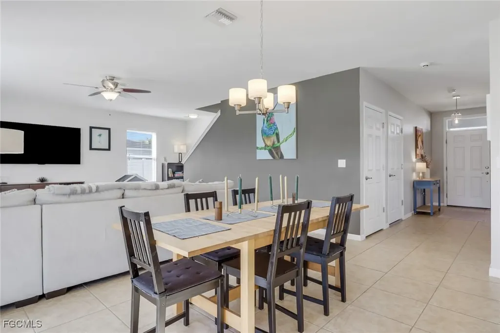 836 SW 28th Terrace Cape Coral FL 33914