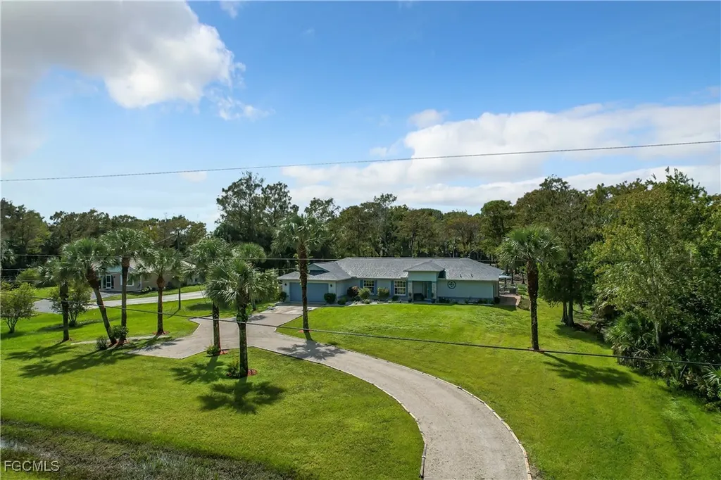 2511 6th Street NW Naples FL 34120