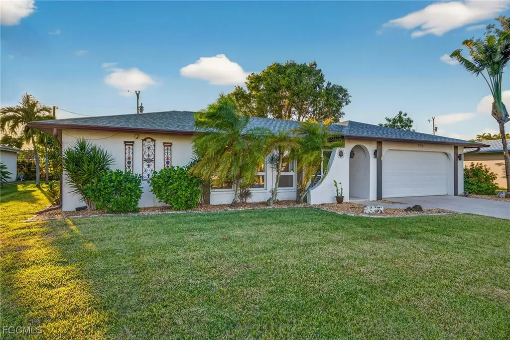 3756 SE 2nd Avenue Cape Coral FL 33904