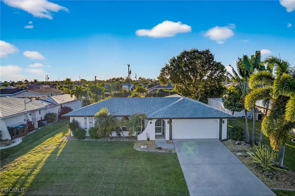3756 SE 2nd Avenue Cape Coral FL 33904