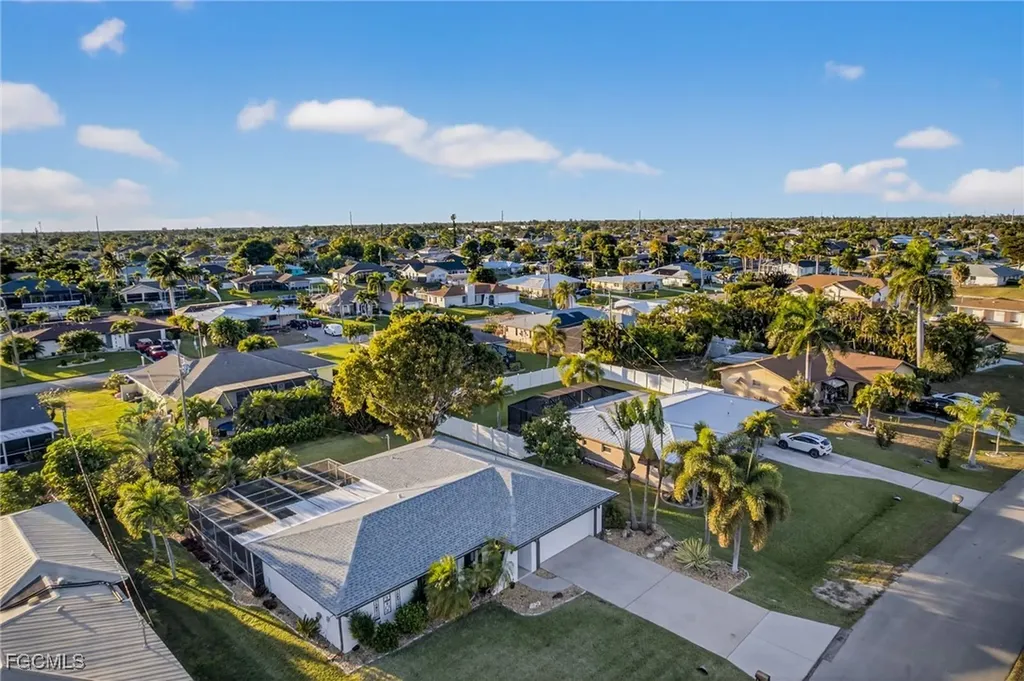 3756 SE 2nd Avenue Cape Coral FL 33904