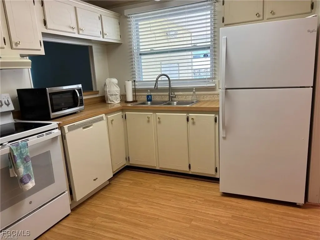 3050 Rain Dance Lane North Fort Myers FL 33917