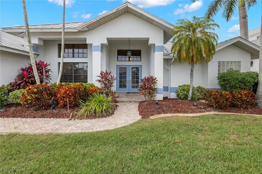 5310 Sands Boulevard Cape Coral FL 33914