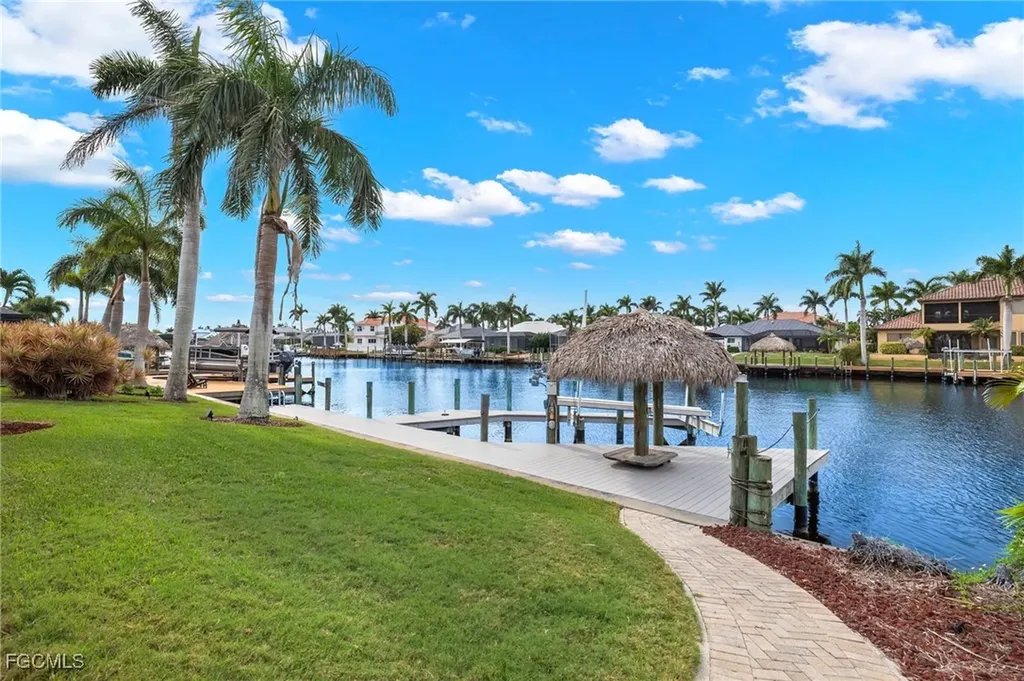 5310 Sands Boulevard Cape Coral FL 33914