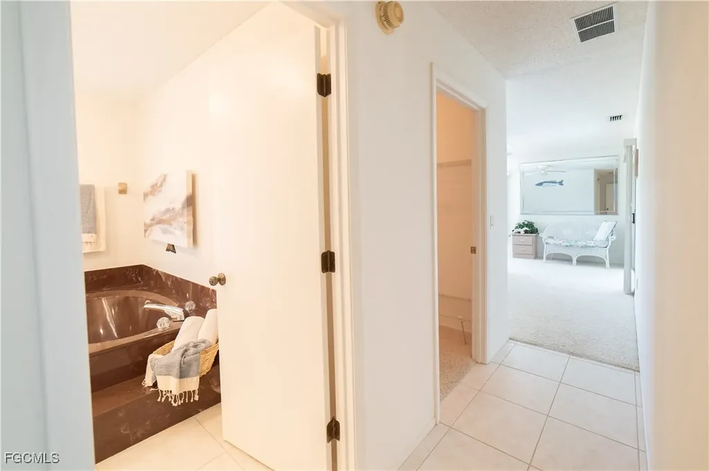 3440 Downing Street W Englewood FL 34224