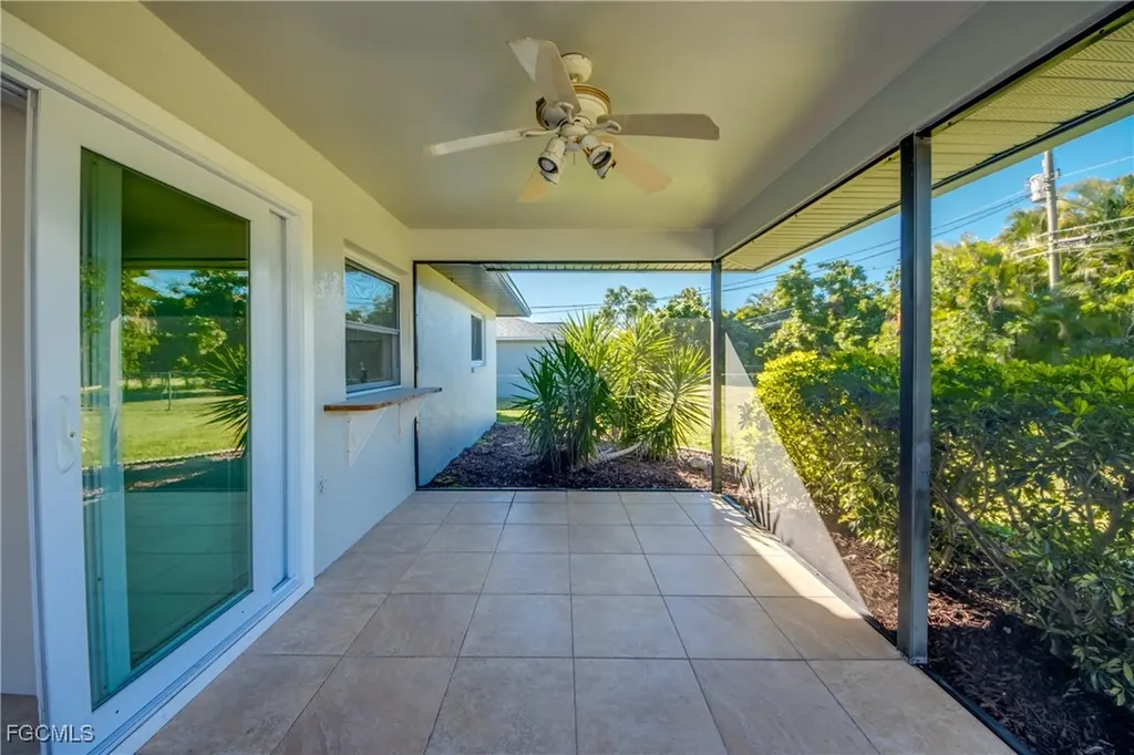 2916 SW 2nd Avenue Cape Coral FL 33914