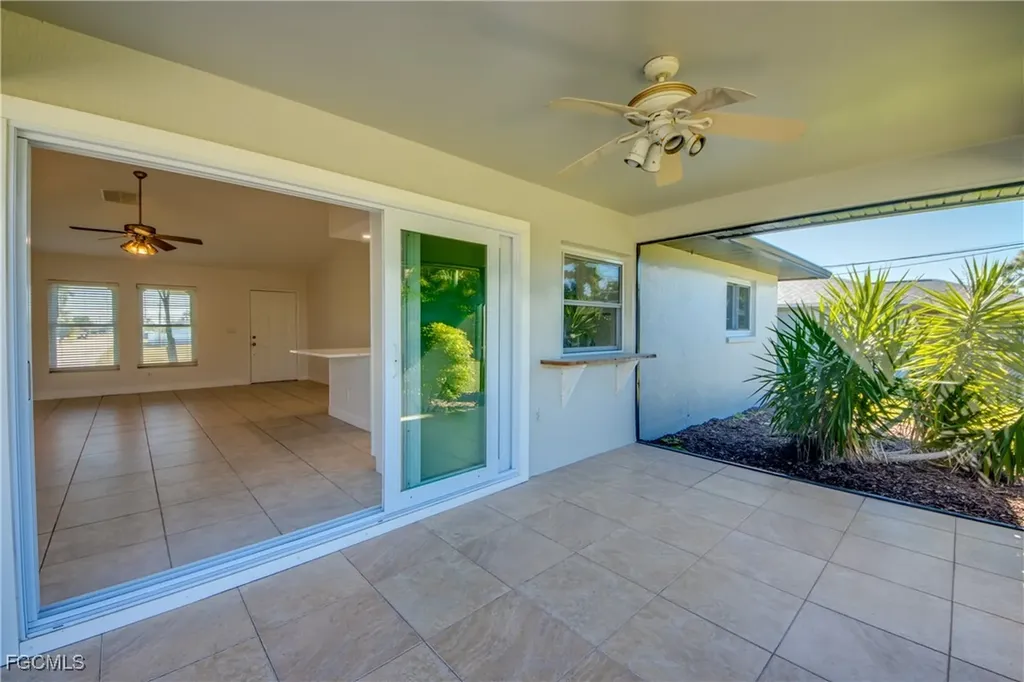 2916 SW 2nd Avenue Cape Coral FL 33914