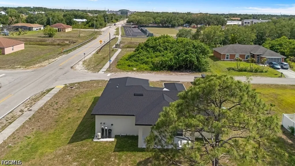 901 Sara Avenue N Lehigh Acres FL 33971