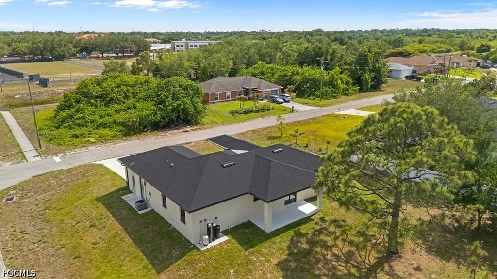 901 Sara Avenue N Lehigh Acres FL 33971