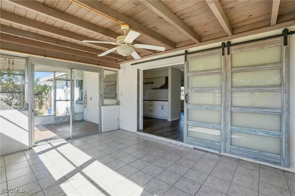 446 El Dorado Parkway E Cape Coral FL 33904