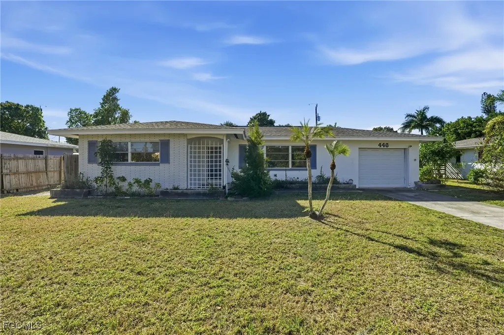 446 El Dorado Parkway E Cape Coral FL 33904