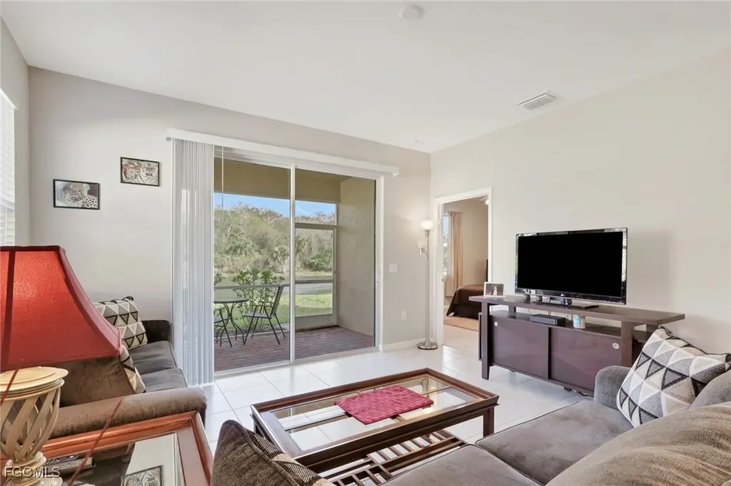 2112 Summersweet Drive Alva FL 33920