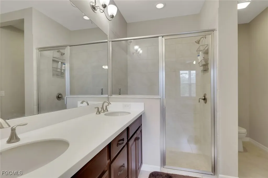 2112 Summersweet Drive Alva FL 33920