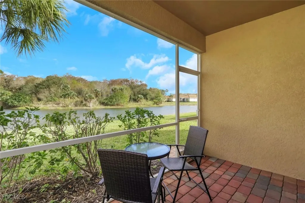 2112 Summersweet Drive Alva FL 33920