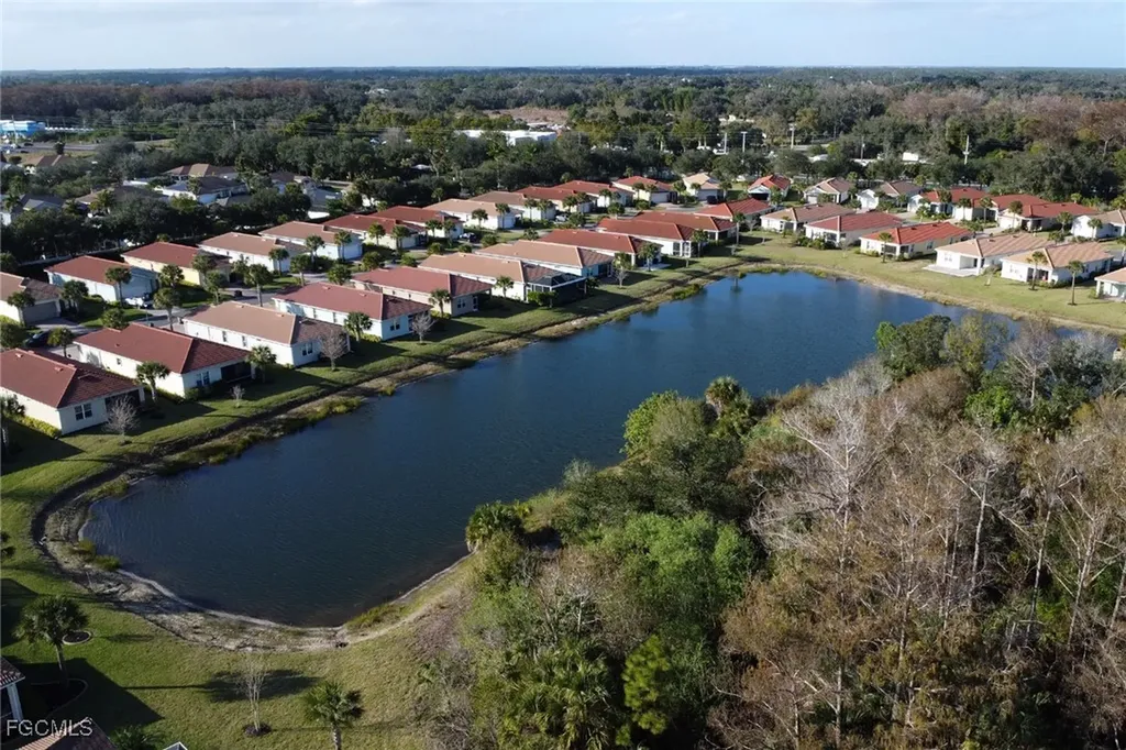 2112 Summersweet Drive Alva FL 33920