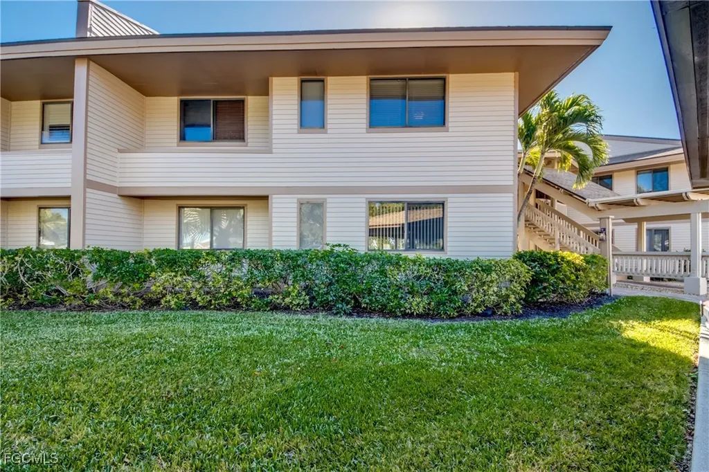 64 4th Street Bonita Springs FL 34134