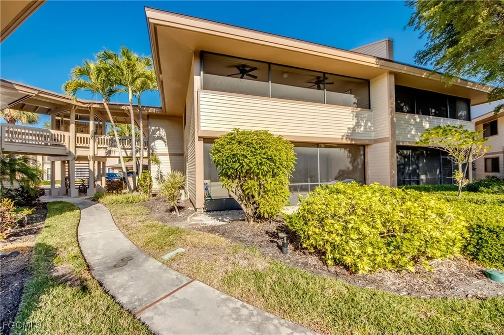 64 4th Street Bonita Springs FL 34134