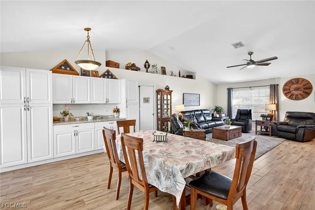 3525 NW 15th Street Cape Coral FL 33993