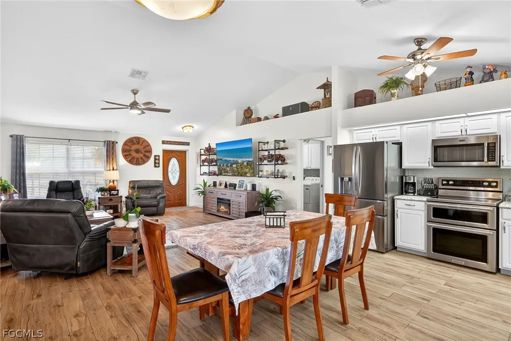 3525 NW 15th Street Cape Coral FL 33993