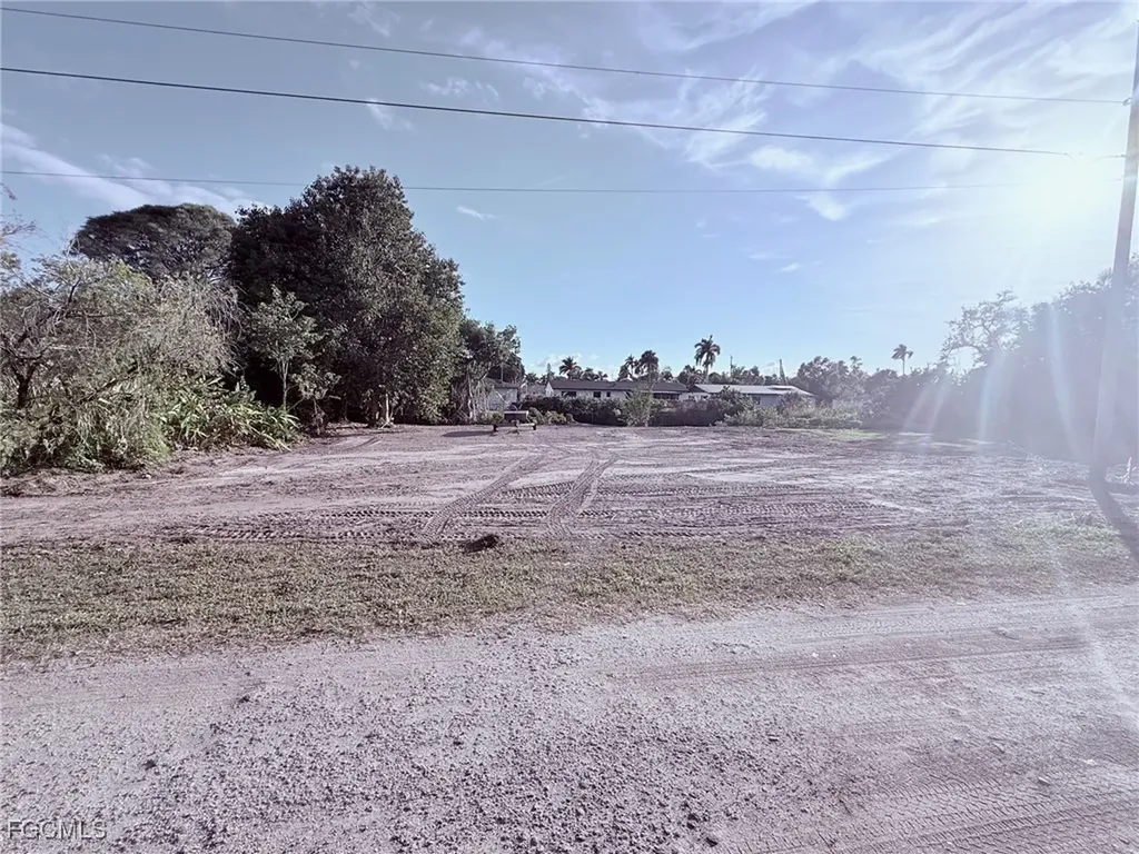 76 Gold Key Court North Fort Myers FL 33917