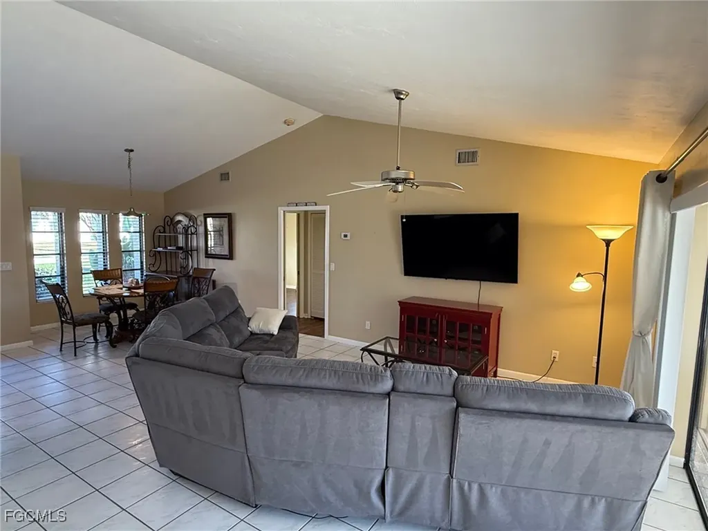 628 SW 35th Street Cape Coral FL 33914