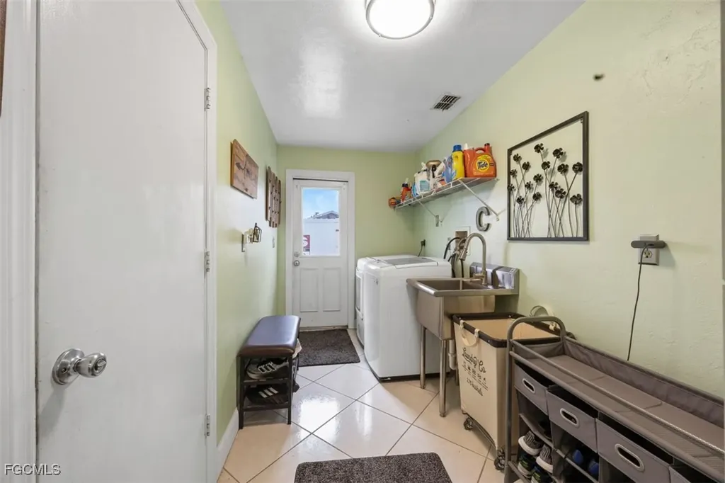 17235 Castleview Drive North Fort Myers FL 33917