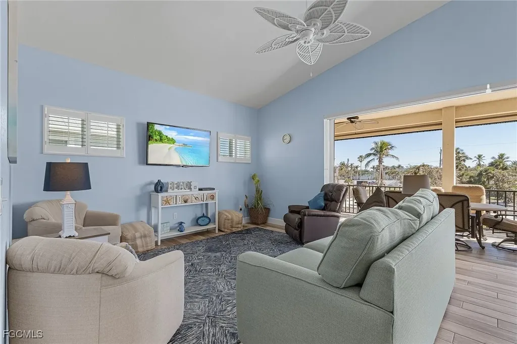 109 Gulfview Avenue Fort Myers Beach FL 33931